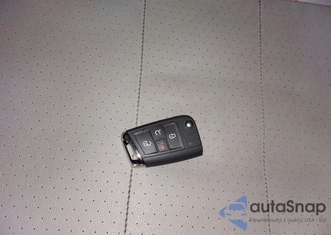 3VV3B7AX4JM057698: 43395546