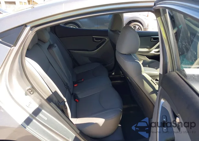 KMHDH4AEXCU355066: 43395586