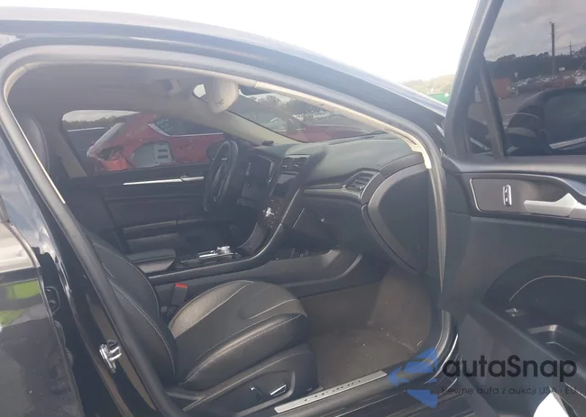 3FA6P0SU3LR247254: 43396659