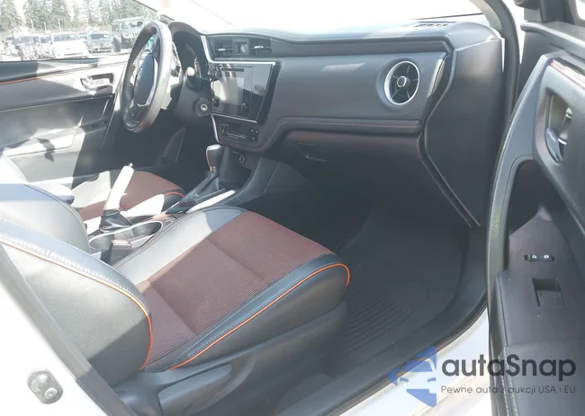 2T1BURHE0JC965403: 43396718