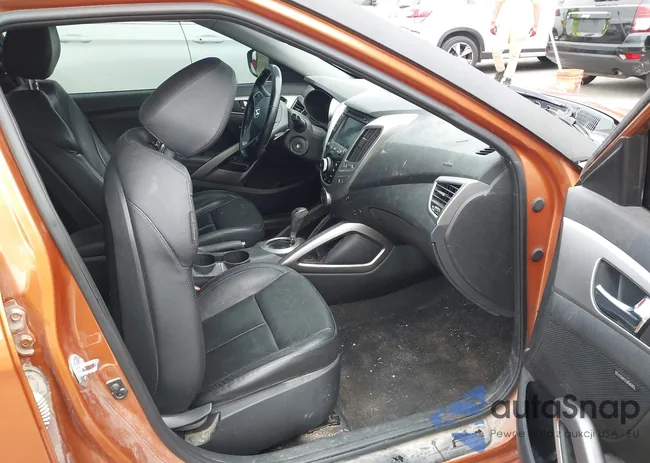 KMHTC6AD0FU219448: 43397028