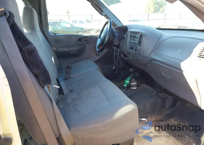 2FTRX18W23CA62238: 43396251