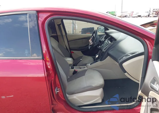 1FADP3F20DL198225: 43396339