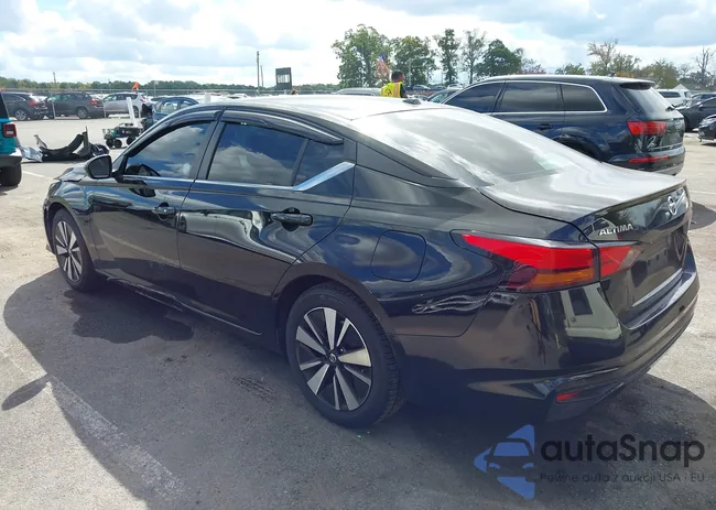 1N4BL4DV0NN316429: 43396391