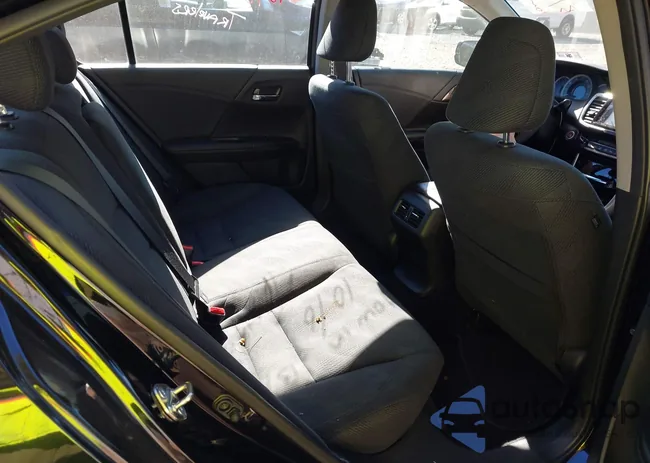 1HGCR2F73HA276294: 43396395