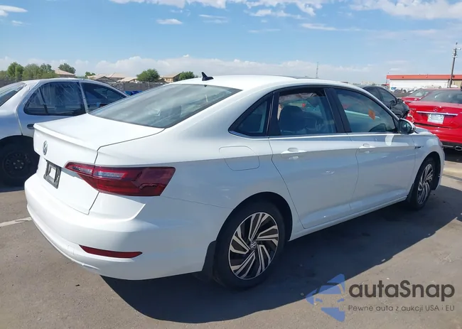 3VWE57BU0MM048033: 43396551