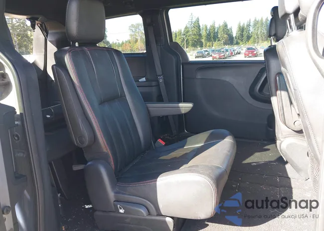 2C4RDGEG8JR220259: 43396568