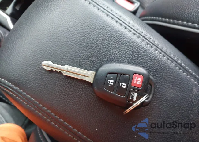 2T1BURHE8FC441617: 43397657