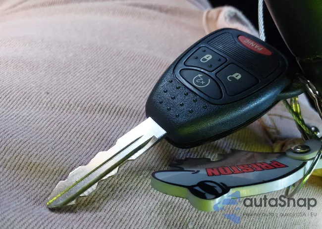 1C4NJCEA7FD263870: 43397702