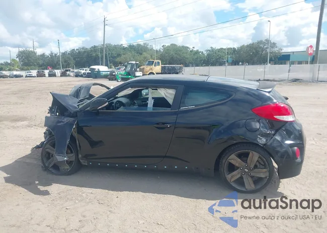 KMHTC6AEXEU203300: 43397888