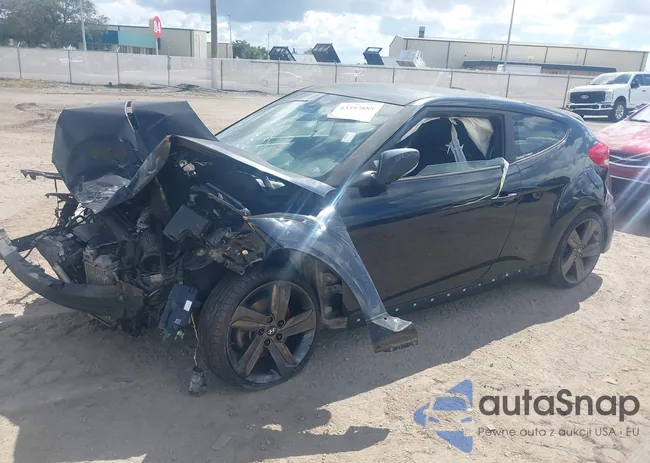 KMHTC6AEXEU203300: 43397888