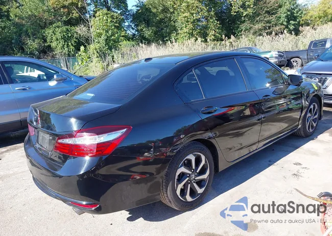 1HGCR2F73GA238806: 43397941