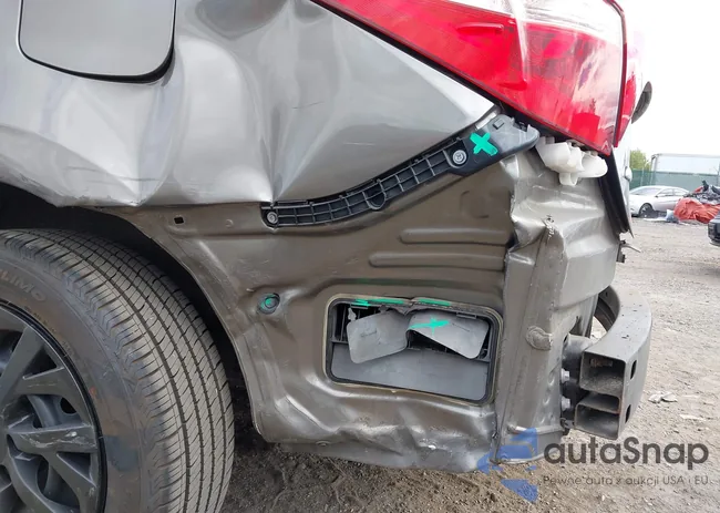 2T1BURHE3KC183338: 43398163