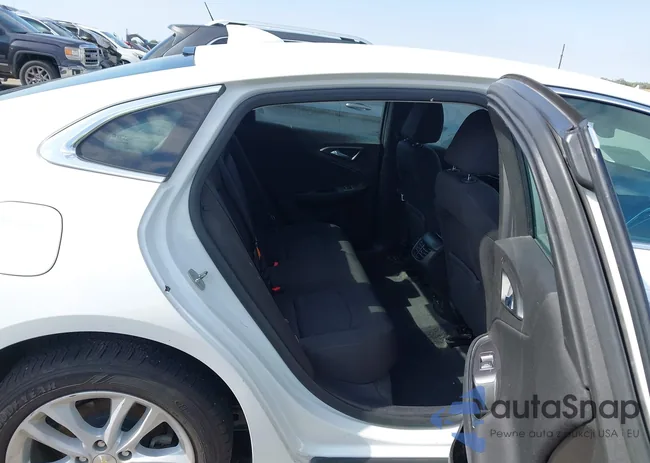 1G1ZD5ST9JF186810: 43398164