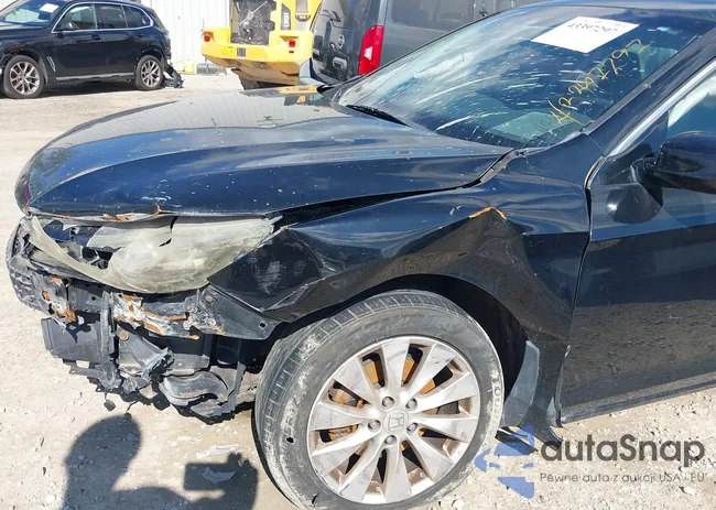 1HGCR2F80DA275588: 43397297