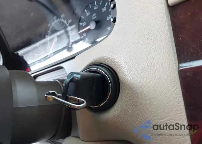 WDBJF72F8VA279758: 43397390