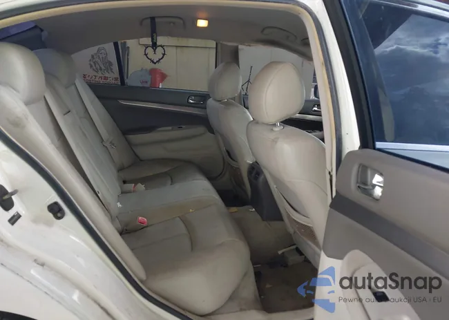 JN1CV6AP0FM501536: 43397469