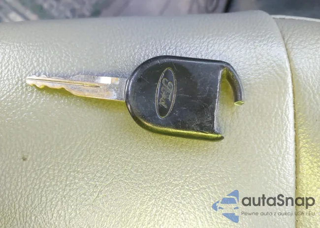 1FTKR1AD1APA54857: 43397605