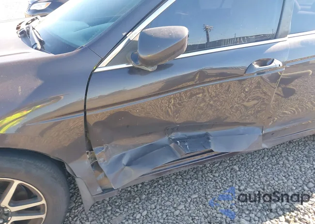 1HGCP2F38CA131263: 43397606