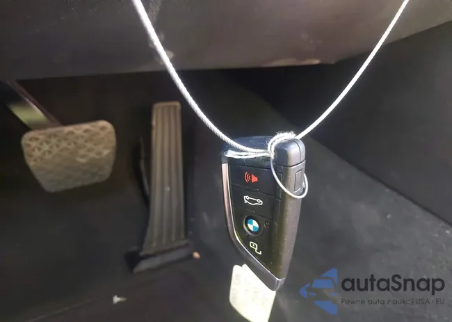 3MW5R1J06M8B53619: 43397619