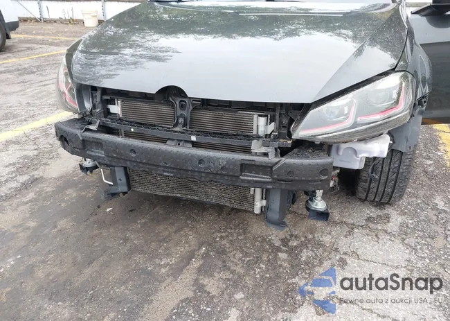 3VW4T7AU5FM018371: 43398692