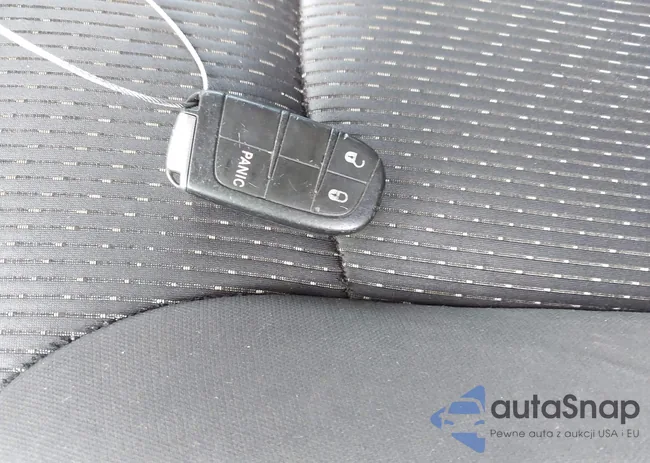 3C4PDCAB9HT636922: 43398742