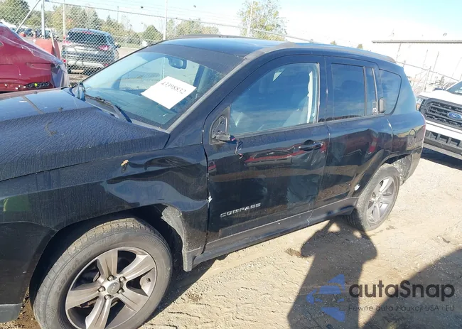 1C4NJDEB3GD793754: 43398832