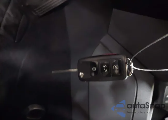 3VW2B7AJ3HM373753: 43398882