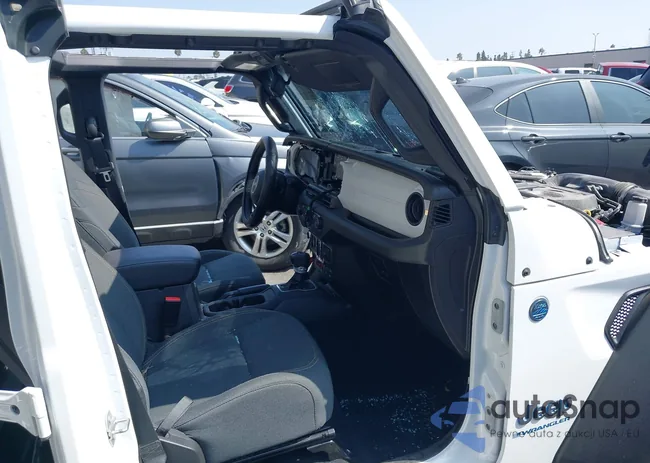 1C4RJXN63RW356592: 43398895