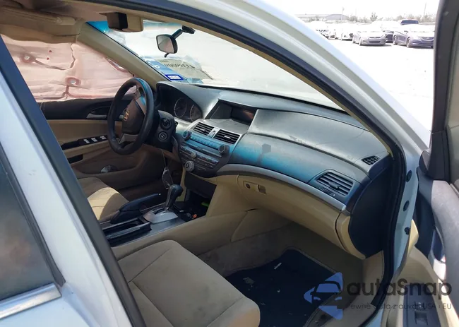 1HGCP2F39BA012927: 43399009