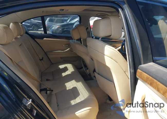 WBAXH5C59CDW02529: 43399160