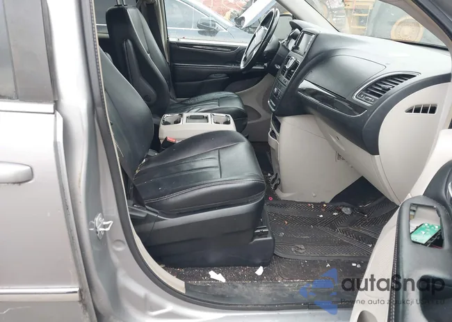 2C4RC1BG2FR645455: 43399175