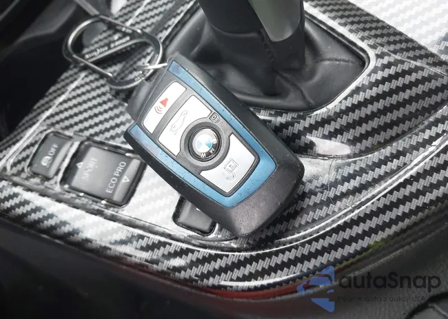 WBA8B9G57HNU48718: 43398433