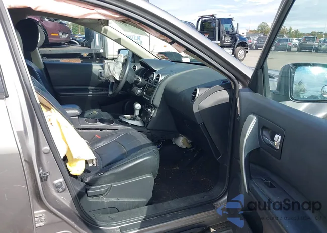 JN8AS5MT3EW101736: 43398545