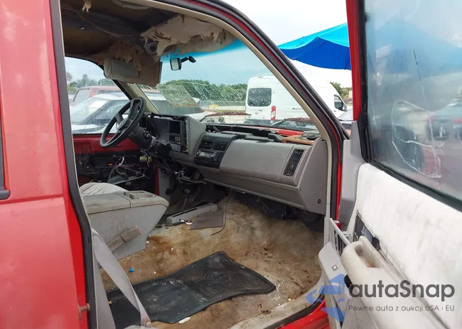 1GKFK16K9PJ700854: 43398613