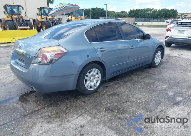 1N4AL2AP0CN546846: 43399659