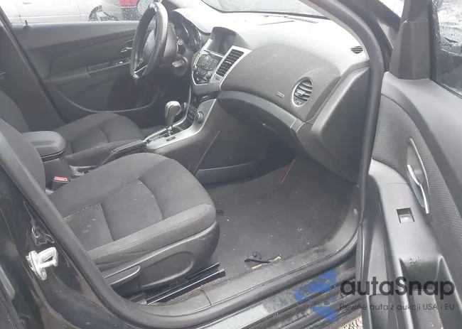 1G1PC5SB0E7253389: 43399709