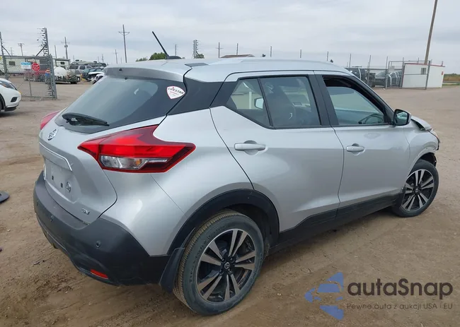 3N1CP5CV0LL555490: 43399752