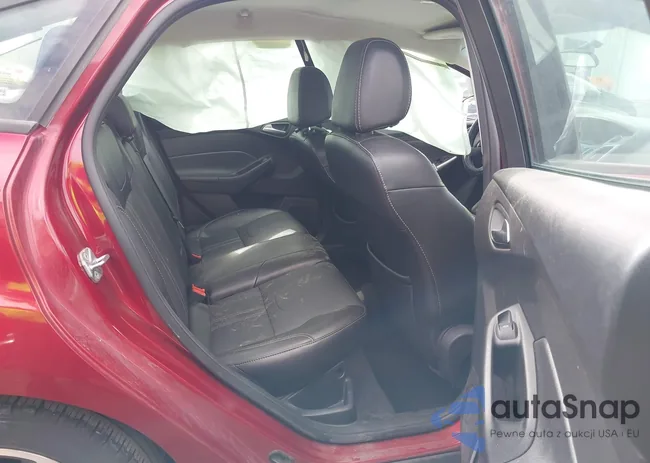 1FADP3F25EL276337: 43399754