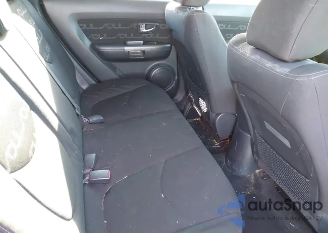 KNDJT2A68C7464871: 43399806