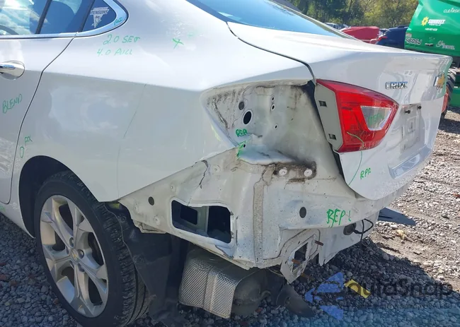 1G1BF5SM2H7229912: 43400083