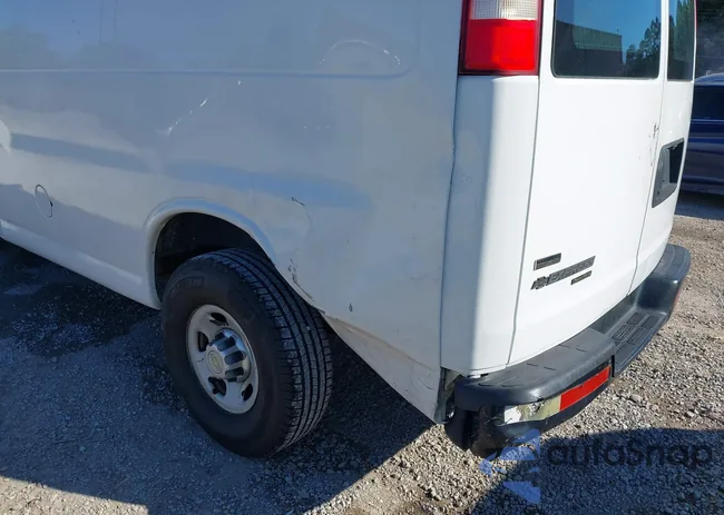 1GCWGFBA8B1152894: 43399333