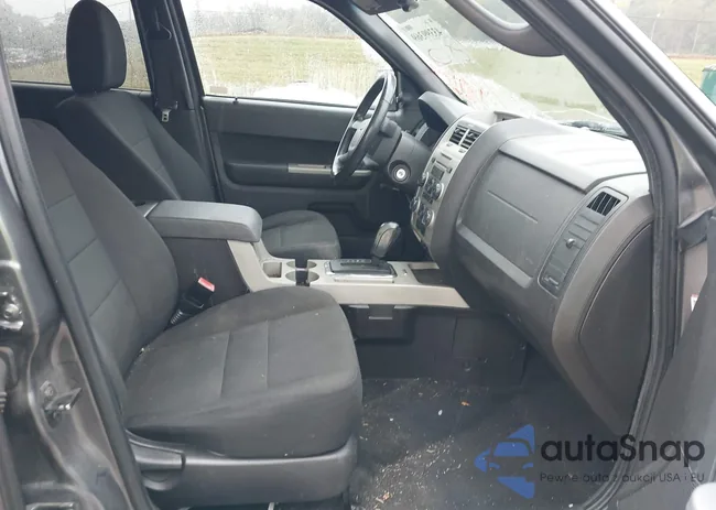 1FMCU0D76AKB81437: 43399369