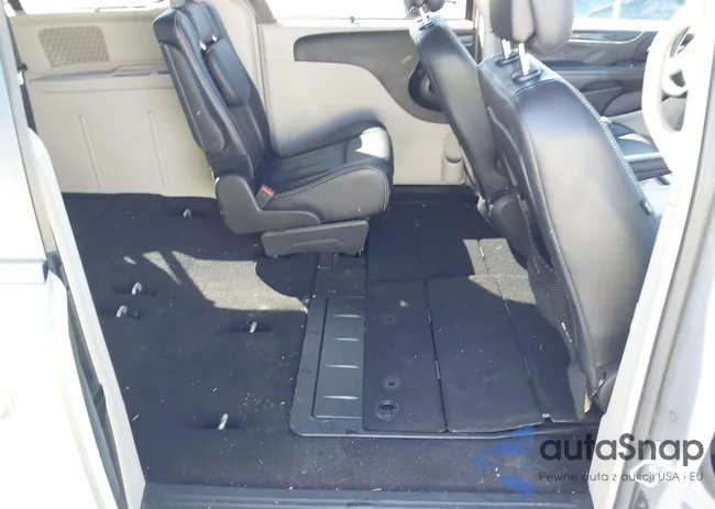 2C4RC1CG5ER298006: 43399371