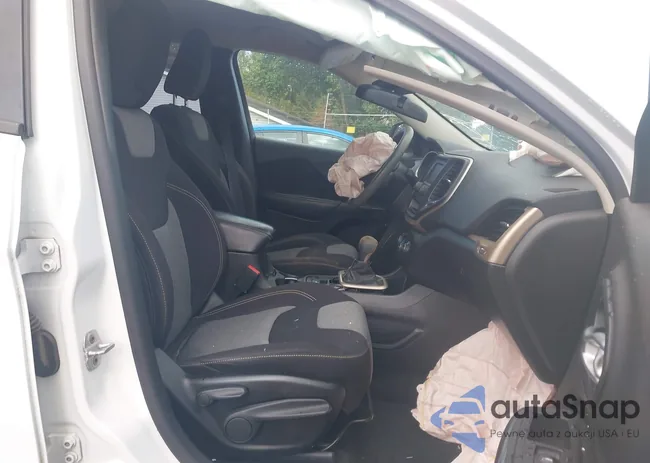 1C4PJLAB2EW104555: 43399395