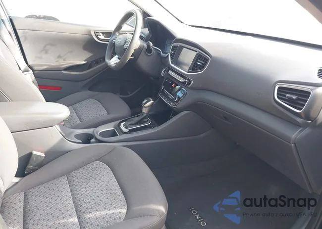 KMHC65LC6HU027427: 43399449