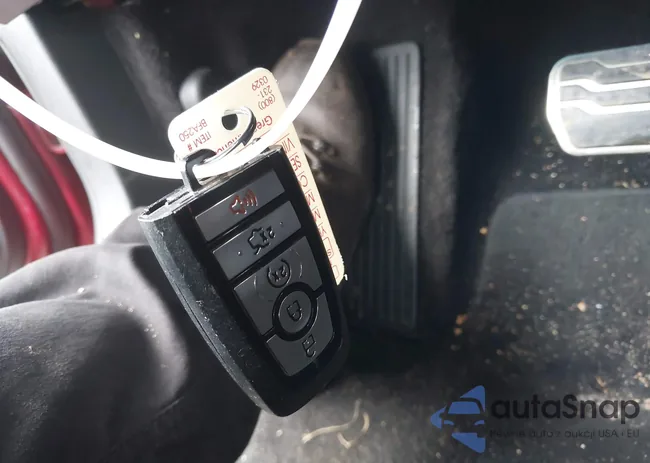 3FA6P0SU8JR142660: 43399525