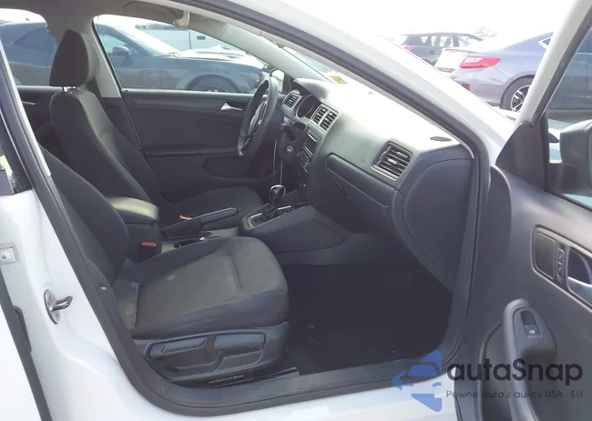 3VW2K7AJ3FM351295: 43399559