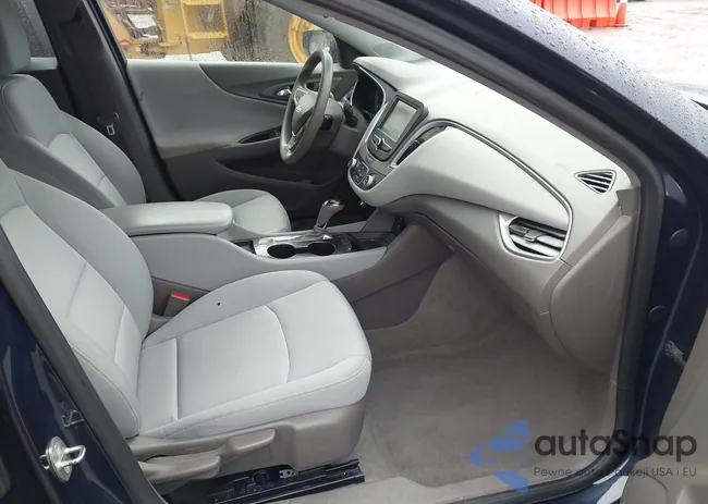 1G1ZB5ST7JF201651: 43399592