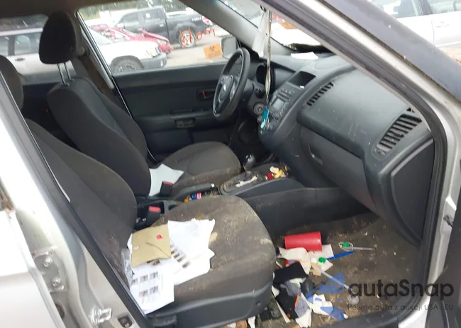 KNDJT2A57D7505242: 43400941